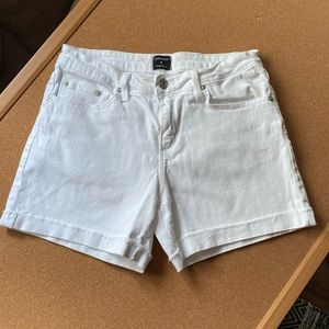 Just Black Denim Fitted Boyfriend Shorts